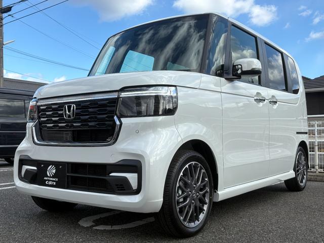 Ｎ－ＢＯＸカスタム ターボ　純正フロアマット　ホンダセンシング　１５インチアルミホイル　パドルシフト　３６０°スーパーＵＶ・ＩＲカット（12枚目）