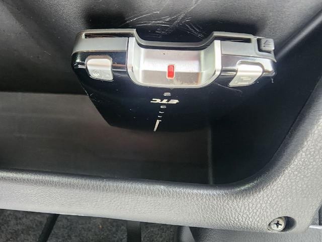 ｅＫカスタム Ｇ　ＥＴＣ　ＨＩＤ　スマートキー　アイドリングストップ　電動格納ミラー　ベンチシート　ＣＶＴ　盗難防止システム　ＡＢＳ　ＣＤ　ミュージックプレイヤー接続可　アルミホイール　衝突安全ボディ　エアコン（6枚目）