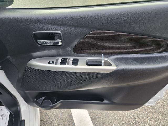 ｅＫカスタム Ｇ　ＥＴＣ　ＨＩＤ　スマートキー　アイドリングストップ　電動格納ミラー　ベンチシート　ＣＶＴ　盗難防止システム　ＡＢＳ　ＣＤ　ミュージックプレイヤー接続可　アルミホイール　衝突安全ボディ　エアコン（21枚目）