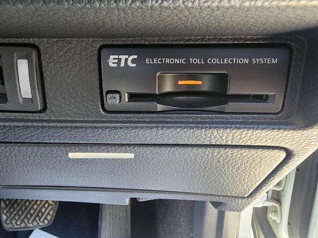 フーガ 250GT ETC ナビ オートライト HID AT 電動格納ミラー 盗難防止システム CD ミュージックプレイヤー接続可 衝突安全ボディ ABS ESC エアコン パワーステアリング パワーウィンドウ(5枚目)