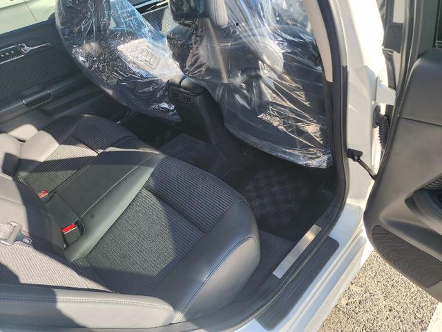 フーガ 250GT ETC ナビ オートライト HID AT 電動格納ミラー 盗難防止システム CD ミュージックプレイヤー接続可 衝突安全ボディ ABS ESC エアコン パワーステアリング パワーウィンドウ(13枚目)