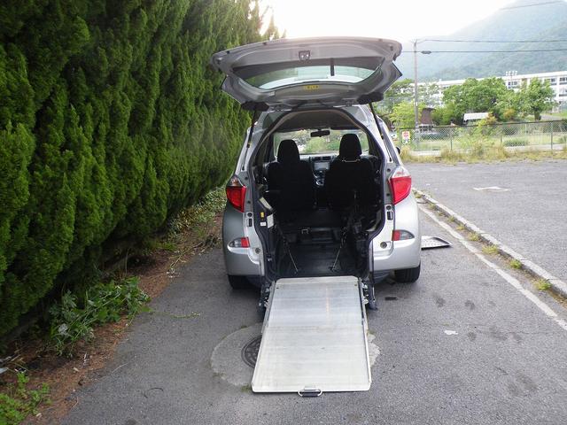 ラクティス 　１．５Ｇウェルキャブ　車いす仕様車Ｉリア席付（4枚目）