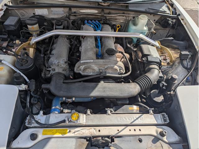 ユーノスロードスター スペシャルパッケージ　５速ミッション／テイン車高調／社外タコ足／社外ＬＳＤ／レカロシート／社外ハンドル／社外１６インチＡＷ／社外メーター／ドラレコ／ＧＴミラー（22枚目）