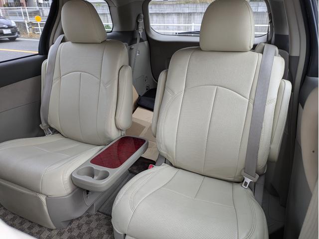 エスティマ 2.4アエラス Gエディション エアロ/車高調/9インチブルートゥース対応ナビ/Bカメラ/リアモニター/ETC/WORK20AW/左右電動ドア/レザー調シートカバー/モデリスタマフラー(12枚目)