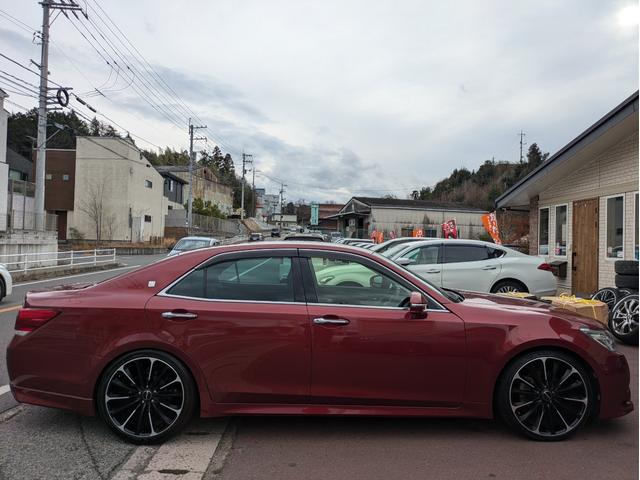 クラウン アスリートＳ　テイン車高調／ＷＡＬＤ２０インチＡＷ／ナビ／Ｂカメラ／ＥＴＣ（15枚目）