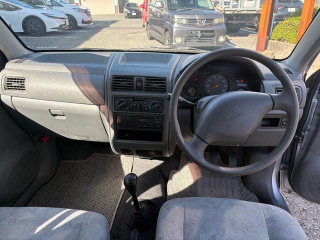 ミニカ ライラ　ＭＴ車　エアコン　パワステ　５ドア（19枚目）