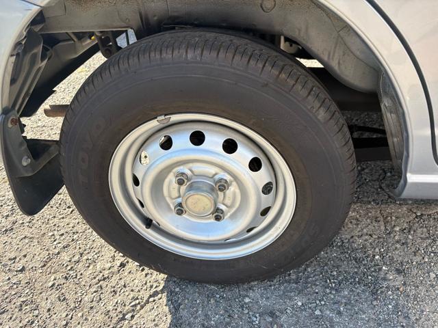 ミニカ ライラ　ＭＴ車　エアコン　パワステ　５ドア（32枚目）