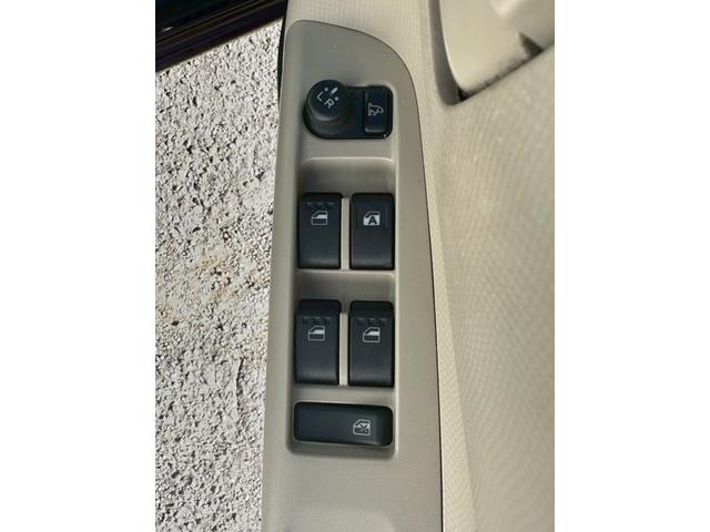 タントエグゼ Ｇ　フル装備　スマートキー　ＥＴＣ　オートエアコン　電格ミラー　ＣＤ　ＤＶＤ　Ｂｌｕｅｔｏｏｔｈ　ナビ（20枚目）