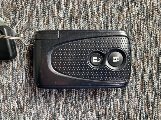 パッソ Ｘ　クツロギ　フル装備　スマートキー　ＥＴＣ　電格ミラー　ベンチシート　ＣＤ（30枚目）