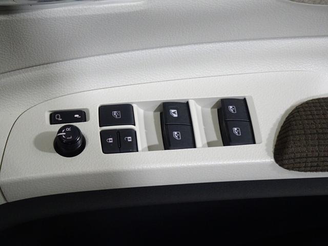 G 4WD フルセグ メモリーナビ DVD再生 バックカメラ 衝突被害軽減システム オートマチックハイビーム ETC ドラレコ プッシュスタート スマートキー オートエアコン 両側パワースライドドア(38枚目)