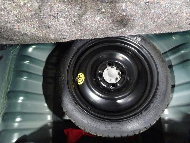 安心のスペアタイヤ付き。パンク時などに、すぐタイヤを交換して走行出来ます。