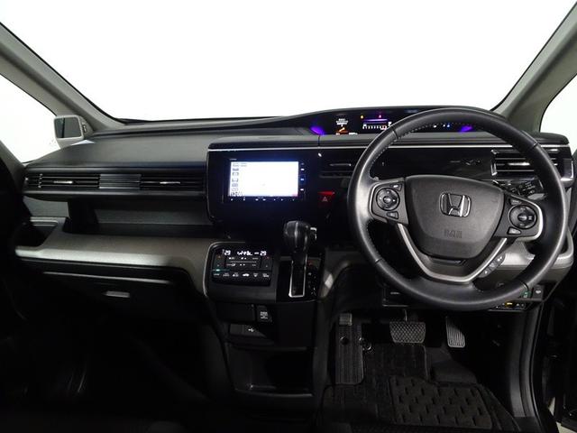 ��������܂Ƃ܂������̂���C���p�l�B�e����X�C�b�`�Ȃǂ��g���₷���ʒu�ɔz�u����Ă��܂��B