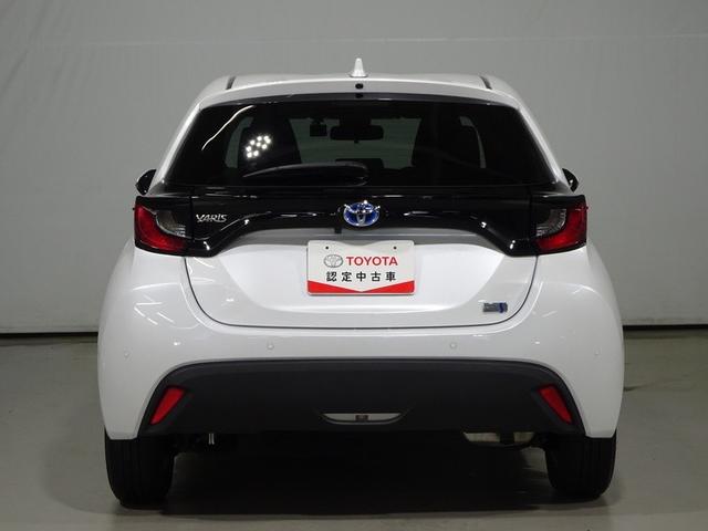 ヤリス ハイブリッドＧ　フルセグ　メモリーナビ　ミュージックプレイヤー接続可　バックカメラ　衝突被害軽減システム　ドラレコ　ワンオーナー　記録簿（18枚目）