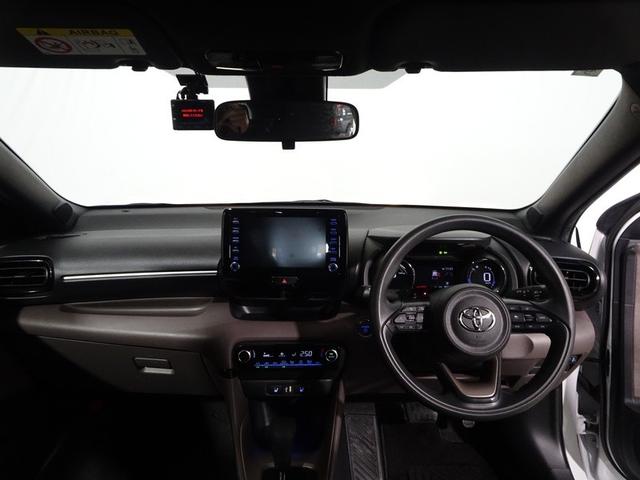 ヤリス ハイブリッドＧ　フルセグ　メモリーナビ　ミュージックプレイヤー接続可　バックカメラ　衝突被害軽減システム　ドラレコ　ワンオーナー　記録簿（24枚目）