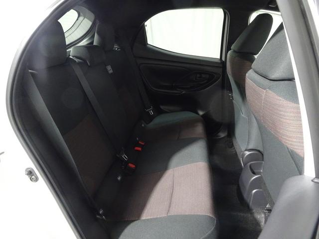 ヤリス ハイブリッドＧ　フルセグ　メモリーナビ　ミュージックプレイヤー接続可　バックカメラ　衝突被害軽減システム　ドラレコ　ワンオーナー　記録簿（35枚目）