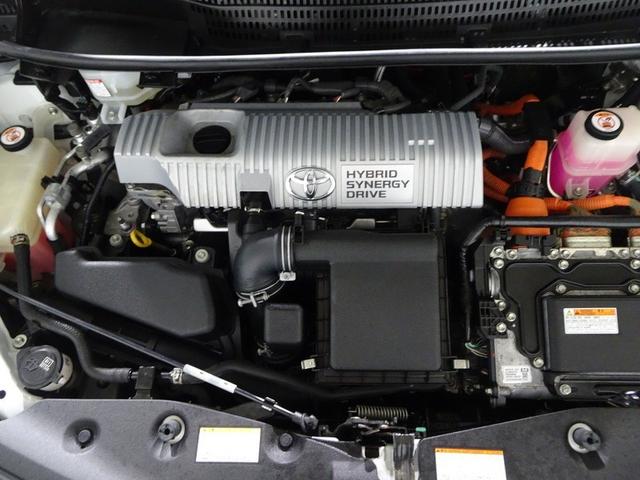 プリウスα S チューン ブラックII フルセグ メモリーナビ DVD再生 バックカメラ 衝突被害軽減システム ETC 乗車定員7人 3列シート ワンオーナー 記録簿(38枚目)