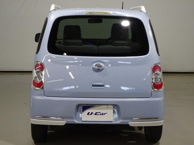 �^�]�ȃV�[�g�͏㉺�A�W���X�^�[�t���ŁA�œK�̃h���C�r���O�|�W�V�����ɍ��킹�₷���Ȃ��Ă��܂��B