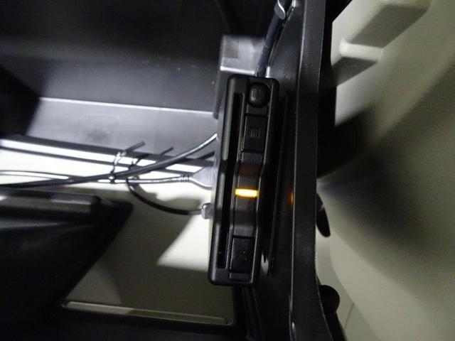 エブリイワゴン スローパー 4WD フルセグ メモリーナビ DVD再生 ミュージックプレイヤー接続可 バックカメラ 衝突被害軽減システム ETC ドラレコ ワンオーナー 記録簿 アイドリングストップ(12枚目)