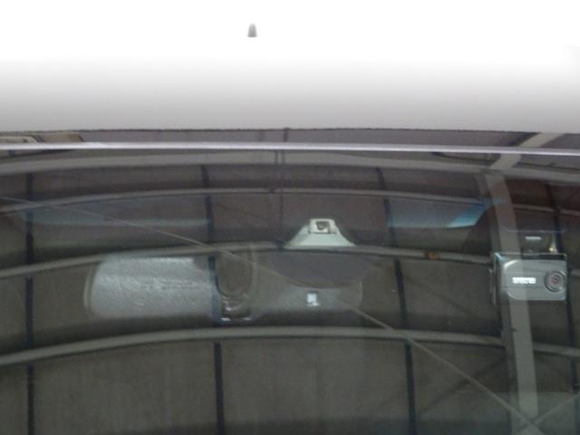 ヴェゼル RS・ホンダセンシング フルセグ メモリーナビ DVD再生 ミュージックプレイヤー接続可 衝突被害軽減システム ETC ドラレコ LEDヘッドランプ ワンオーナー 記録簿 アイドリングストップ(6枚目)