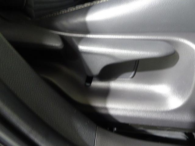 �^�]�ȃV�[�g�͏㉺�A�W���X�^�[�t���ŁA�œK�̃h���C�r���O�|�W�V�����ɍ��킹�₷���Ȃ��Ă��܂��B