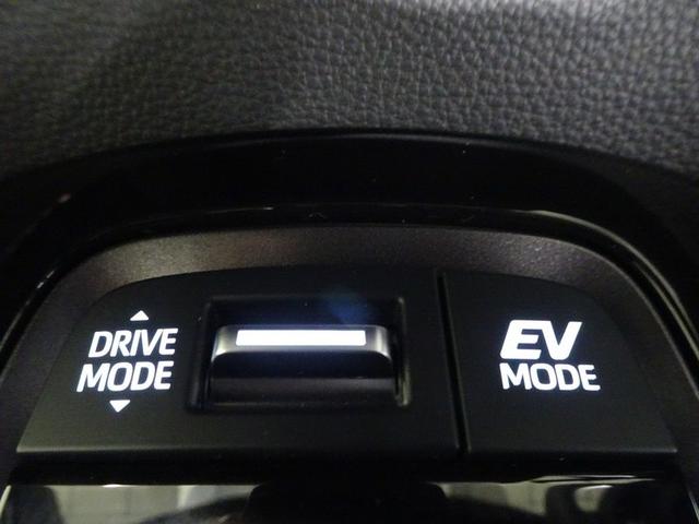 ���s�V�[���ɉ����āA�X�C�b�`�Ńh���C�u���[�h�̐؂�ւ����o���܂��B