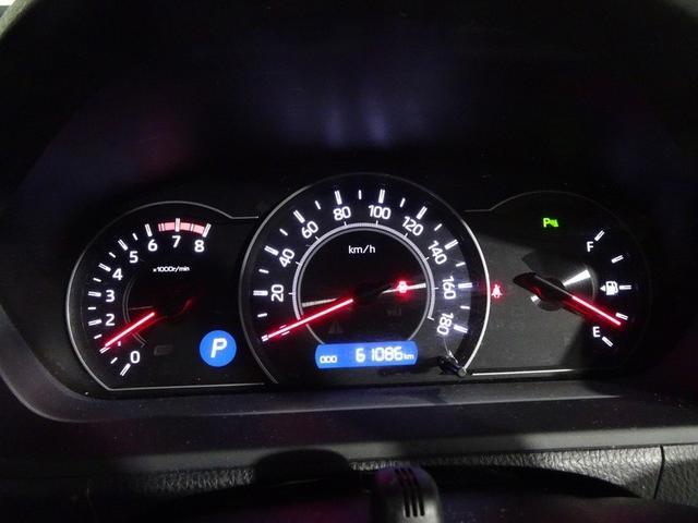 ���F���̍����A�i���O���[�^�[�ł��B