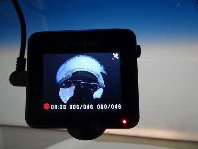 Ｎ－ＯＮＥ プレミアム　ツアラー　ＳＳパッケージ　ワンセグ　メモリーナビ　ＤＶＤ再生　バックカメラ　衝突被害軽減システム　ＥＴＣ　ドラレコ　ＨＩＤヘッドライト　記録簿　アイドリングストップ（9枚目）