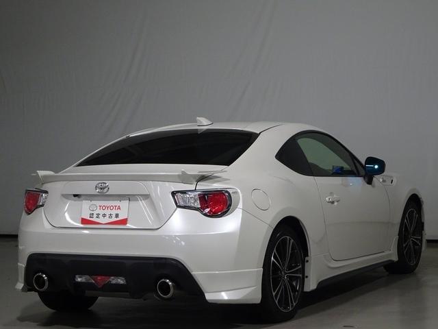 ８６ ＧＴリミテッド　フルセグ　メモリーナビ　ＤＶＤ再生　バックカメラ　ＥＴＣ　ＨＩＤヘッドライト　ワンオーナー　フルエアロ　記録簿（4枚目）