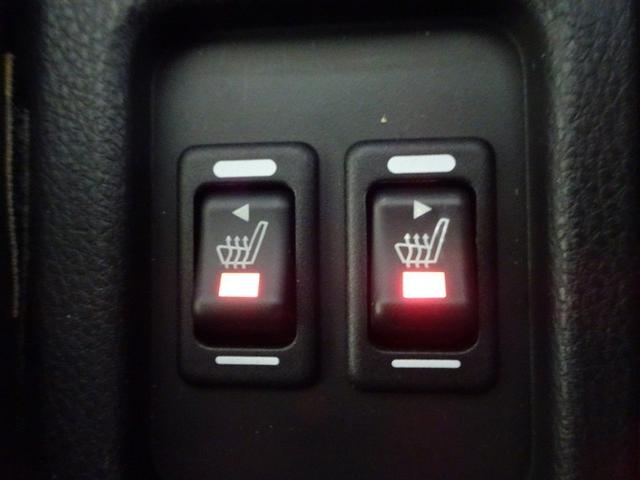 ８６ ＧＴリミテッド　フルセグ　メモリーナビ　ＤＶＤ再生　バックカメラ　ＥＴＣ　ＨＩＤヘッドライト　ワンオーナー　フルエアロ　記録簿（30枚目）