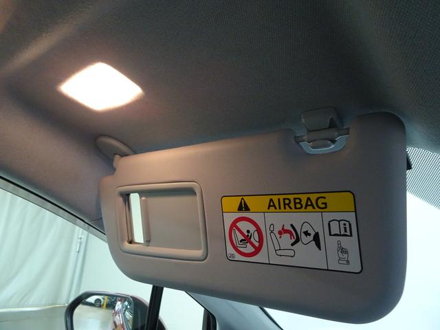 プリウス Ｓツーリングセレクション　フルセグ　メモリーナビ　バックカメラ　衝突被害軽減システム　オートマチックハイビーム　クルーズコントロール　ＥＴＣ　スマートキー　シートヒーター　ＬＥＤヘッドランプ　純正アルミ　合皮シート（26枚目）