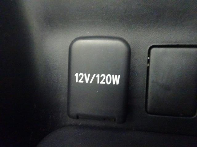 プリウス Ｓツーリングセレクション　フルセグ　メモリーナビ　バックカメラ　衝突被害軽減システム　オートマチックハイビーム　クルーズコントロール　ＥＴＣ　スマートキー　シートヒーター　ＬＥＤヘッドランプ　純正アルミ　合皮シート（39枚目）