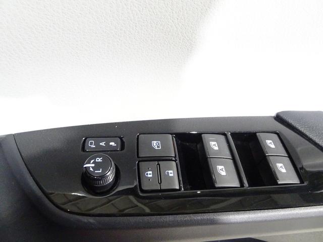 プリウス Ｓツーリングセレクション　フルセグ　メモリーナビ　バックカメラ　衝突被害軽減システム　オートマチックハイビーム　クルーズコントロール　ＥＴＣ　スマートキー　シートヒーター　ＬＥＤヘッドランプ　純正アルミ　合皮シート（40枚目）