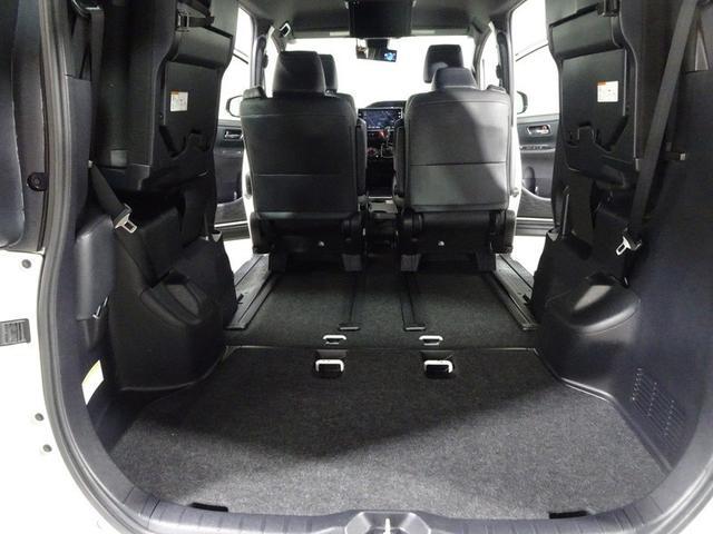 ��������܂Ƃ܂������̂���C���p�l�B�e����X�C�b�`�Ȃǂ��g���₷���ʒu�ɔz�u����Ă��܂��B