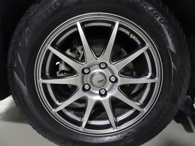 社外アルミホイールがピッタリマッチ！アルファードのボディーによく似合います。