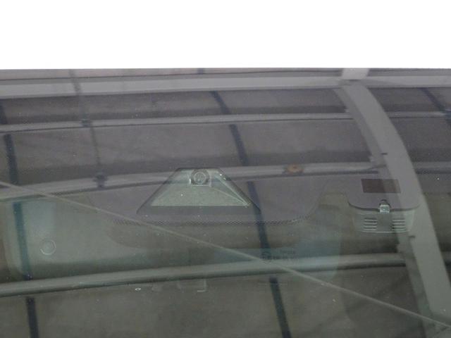 トヨタセーフティセンスを装備！レーダーと単眼カメラの２種類のセンサーで危険を感知！予防安全性を高めています。