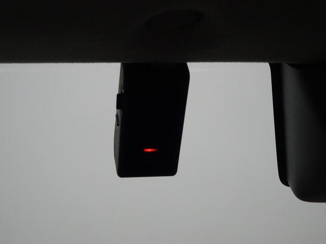 ルーミー Ｘ　フルセグ　メモリーナビ　ＤＶＤ再生　バックカメラ　衝突被害軽減システム　ドラレコ　電動スライドドア　ウオークスルー　ワンオーナー　アイドリングストップ（7枚目）