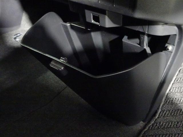 ルーミー Ｘ　フルセグ　メモリーナビ　ＤＶＤ再生　バックカメラ　衝突被害軽減システム　ドラレコ　電動スライドドア　ウオークスルー　ワンオーナー　アイドリングストップ（33枚目）