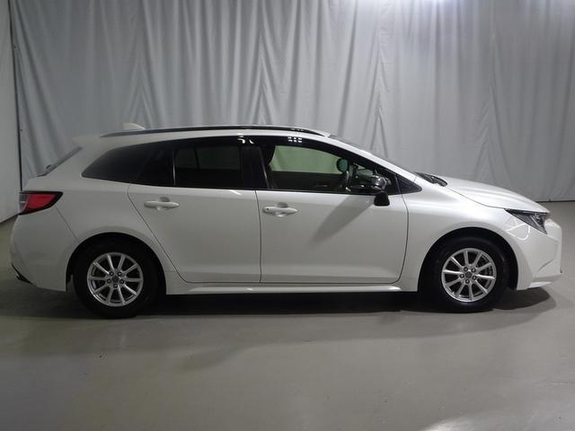 カローラツーリング ハイブリッド　ダブルバイビー　ディスプレイオーディオ　メモリーナビ　ＤＶＤ再生　バックカメラ　衝突被害軽減システム　オートマチックハイビーム　クルーズコントロール　ＥＴＣ　ドラレコ　スマートキー　ＬＥＤヘッドランプ（20枚目）