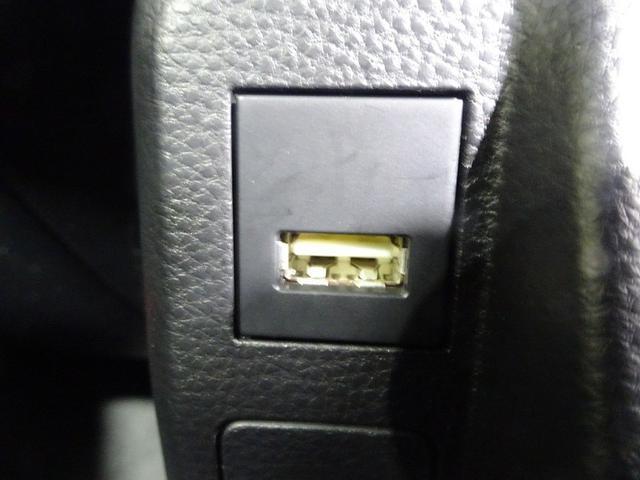 カローラツーリング ハイブリッド　ダブルバイビー　ディスプレイオーディオ　メモリーナビ　ＤＶＤ再生　バックカメラ　衝突被害軽減システム　オートマチックハイビーム　クルーズコントロール　ＥＴＣ　ドラレコ　スマートキー　ＬＥＤヘッドランプ（37枚目）