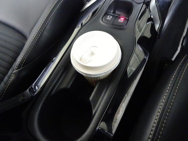 カローラツーリング ハイブリッド　ダブルバイビー　ディスプレイオーディオ　メモリーナビ　ＤＶＤ再生　バックカメラ　衝突被害軽減システム　オートマチックハイビーム　クルーズコントロール　ＥＴＣ　ドラレコ　スマートキー　ＬＥＤヘッドランプ（40枚目）