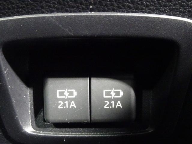 カローラツーリング ハイブリッド　ダブルバイビー　ディスプレイオーディオ　メモリーナビ　ＤＶＤ再生　バックカメラ　衝突被害軽減システム　オートマチックハイビーム　クルーズコントロール　ＥＴＣ　ドラレコ　スマートキー　ＬＥＤヘッドランプ（45枚目）