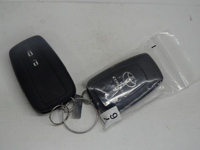 カローラツーリング ハイブリッド　ダブルバイビー　ディスプレイオーディオ　メモリーナビ　ＤＶＤ再生　バックカメラ　衝突被害軽減システム　オートマチックハイビーム　クルーズコントロール　ＥＴＣ　ドラレコ　スマートキー　ＬＥＤヘッドランプ（51枚目）