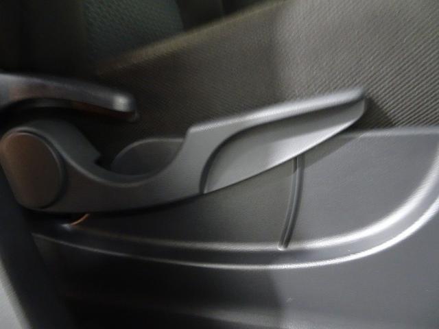 ���F���̍����A�i���O���[�^�[�ł��B