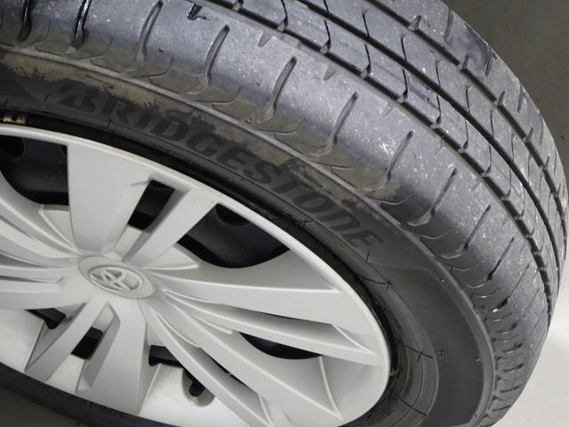 �������̂Ȃ��V�䂪�A�ԓ�������ɍL�����������Ă���܂��B