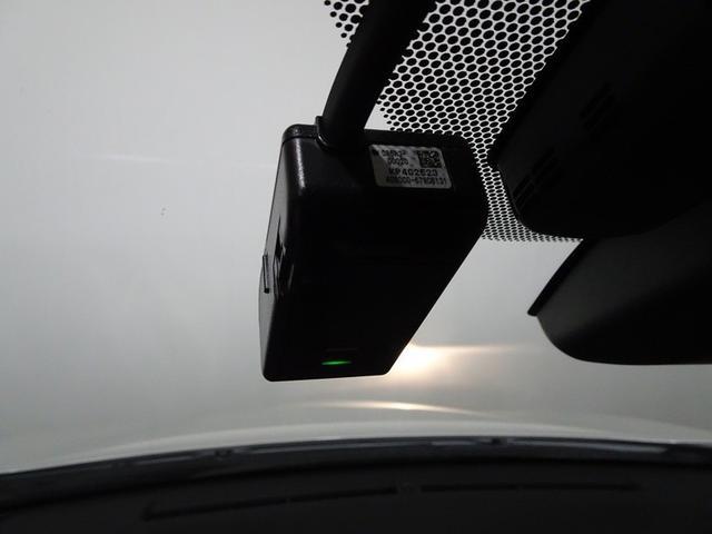 Ｃ－ＨＲ Ｇ　フルセグ　メモリーナビ　ＤＶＤ再生　バックカメラ　衝突被害軽減システム　オートマチックハイビーム　クルーズコントロール　ＥＴＣ　ドラレコ　スマートキー　ＬＥＤヘッドランプ　純正アルミ　スペアタイヤ（7枚目）