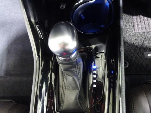 Ｃ－ＨＲ Ｇ　フルセグ　メモリーナビ　ＤＶＤ再生　バックカメラ　衝突被害軽減システム　オートマチックハイビーム　クルーズコントロール　ＥＴＣ　ドラレコ　スマートキー　ＬＥＤヘッドランプ　純正アルミ　スペアタイヤ（30枚目）