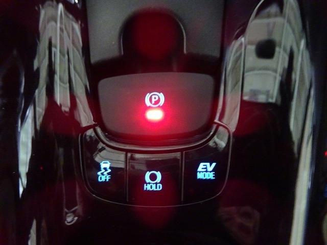 Ｃ－ＨＲ Ｇ　フルセグ　メモリーナビ　ＤＶＤ再生　バックカメラ　衝突被害軽減システム　オートマチックハイビーム　クルーズコントロール　ＥＴＣ　ドラレコ　スマートキー　ＬＥＤヘッドランプ　純正アルミ　スペアタイヤ（31枚目）