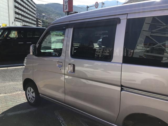 サンバーバン ＶＣスマートアシスト　スマートアシスト／車検２年付き／走行３１４００キロ／令和３年式（9枚目）