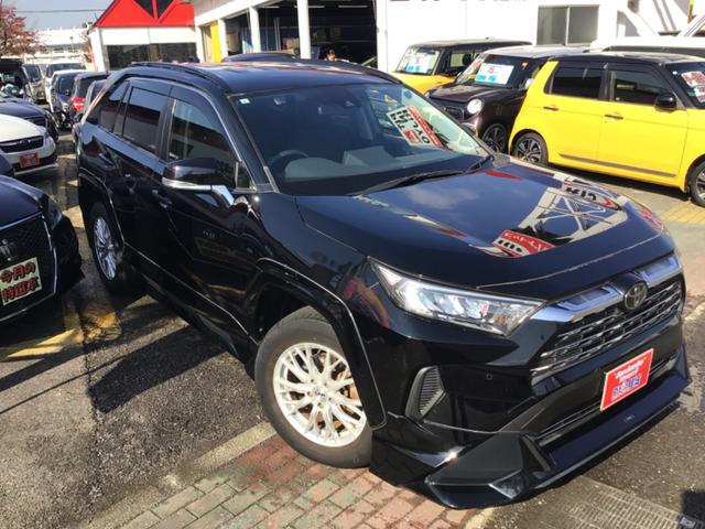 RAV4 X エアロパーツ/Bluetooth対応/バックカメラ/9インチナビ/車検2年付き(3枚目)