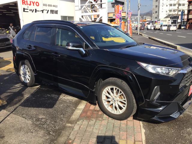 RAV4 X エアロパーツ/Bluetooth対応/バックカメラ/9インチナビ/車検2年付き(19枚目)